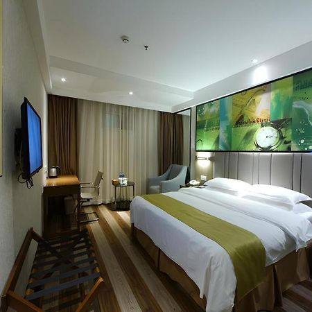 Greentree Inn Fujian Fuzhou Software Park River View Business Hotel Buitenkant foto