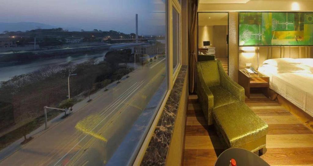 Greentree Inn Fujian Fuzhou Software Park River View Business Hotel Buitenkant foto